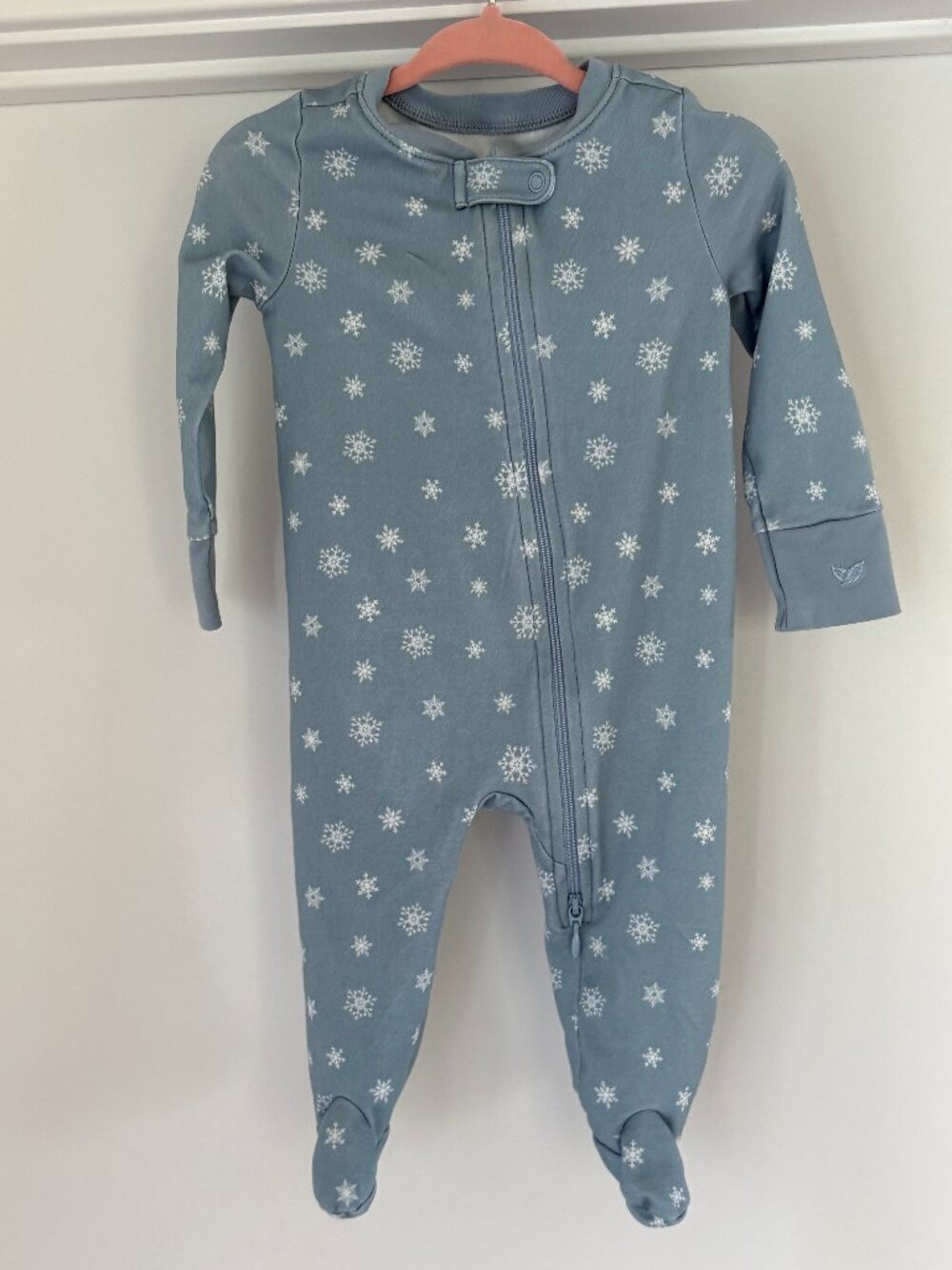 Petite Plume Blue Snowflake Zip Front Footie Pajama Sleeper, 6-9 Months